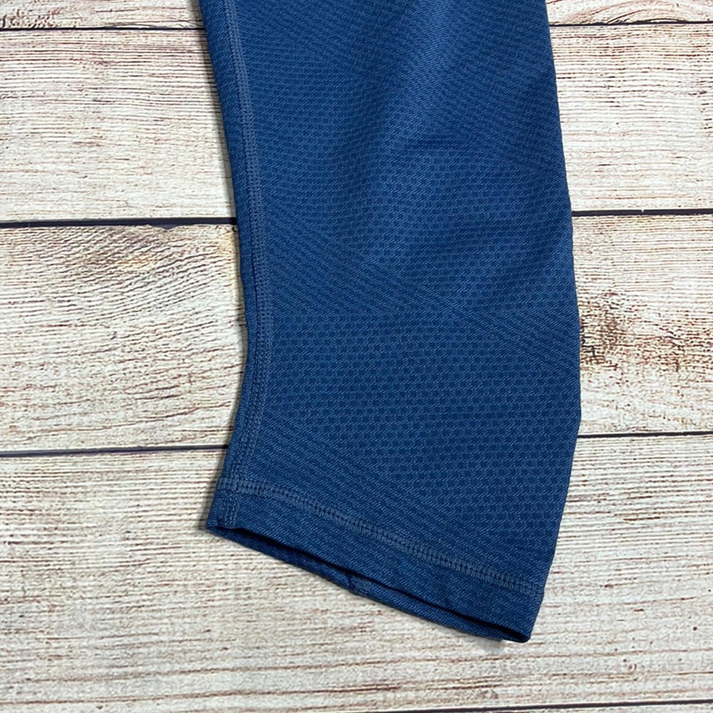 Prana Textured Crop Ruched Leggings - Picture 2 of 7